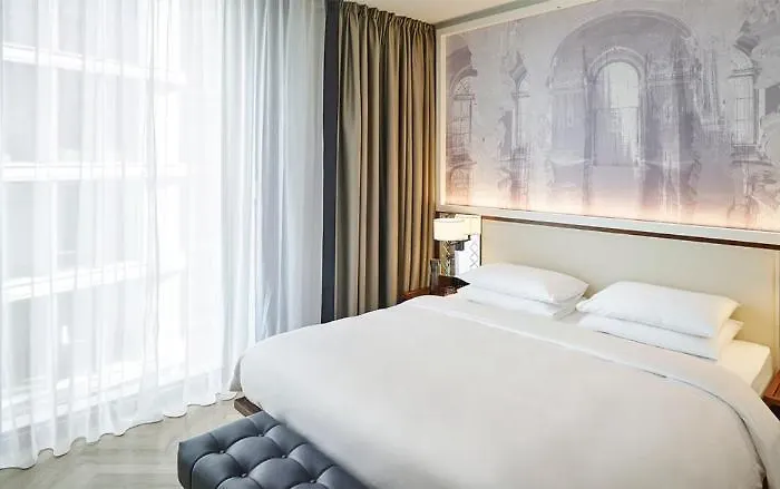 Hyatt Regency 5* Vienna