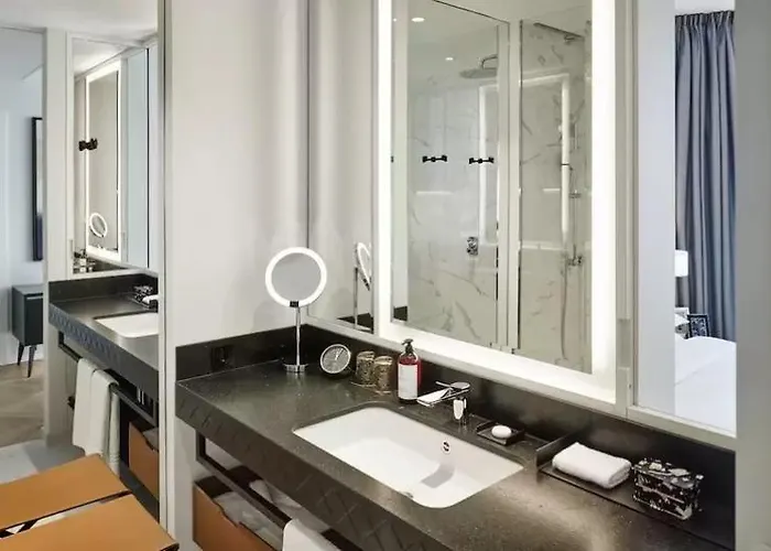 Hyatt Regency 5* Viena